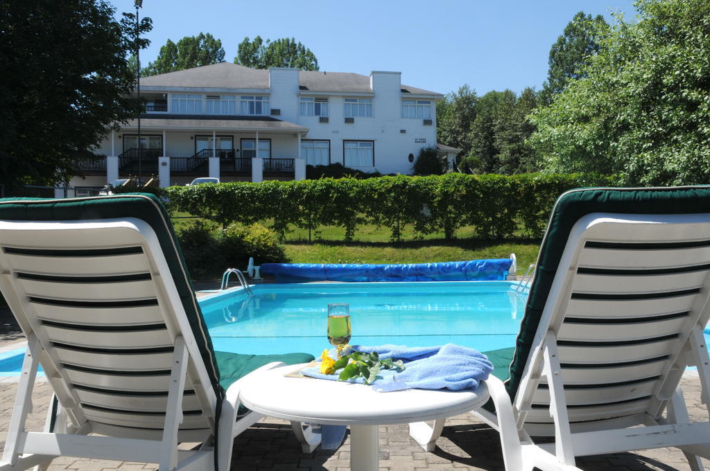 Hotel Au Petit Berger La Malbaie Zewnętrze zdjęcie